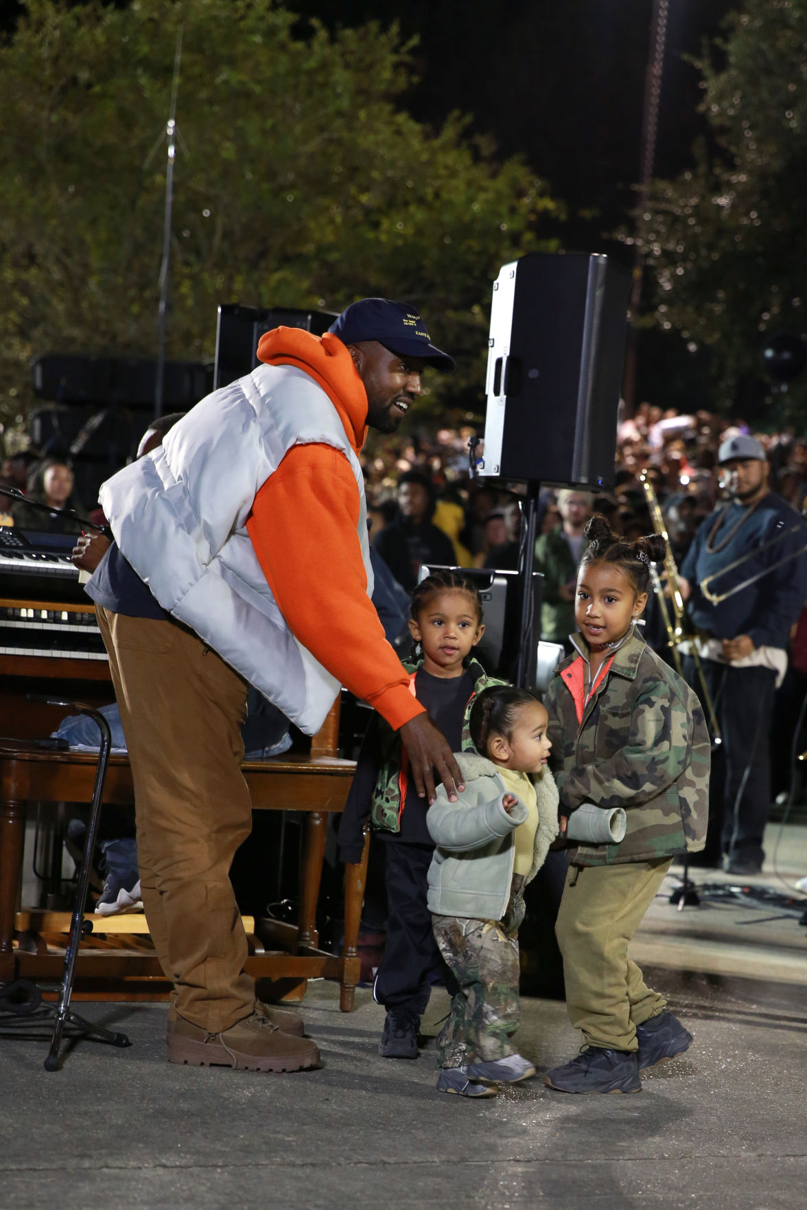 BR.kanye.110219.006.jpg
